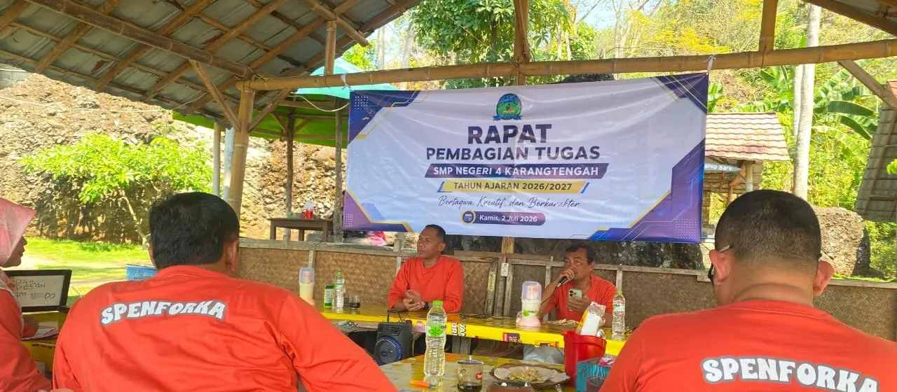 Tahun Ajaran Baru diawali dengan Refleksi Bersama pada Capacity Building SMP Negeri 4 Karangtengah 